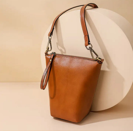 Solid Bucket bag - Light Brown (pre-order) - Sav's Store