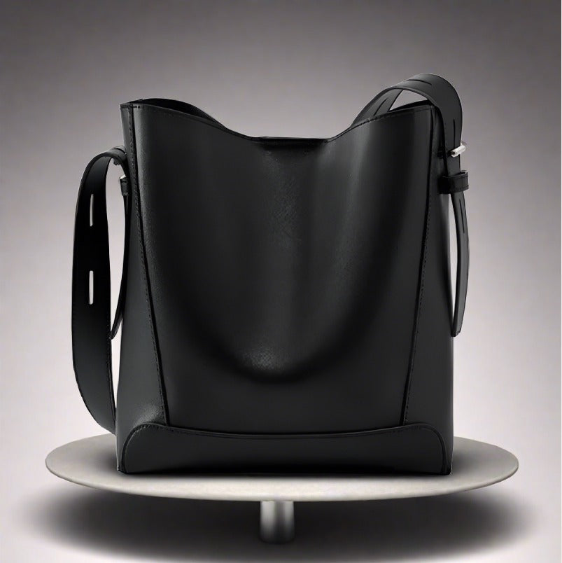 Black handbag for sale NZ