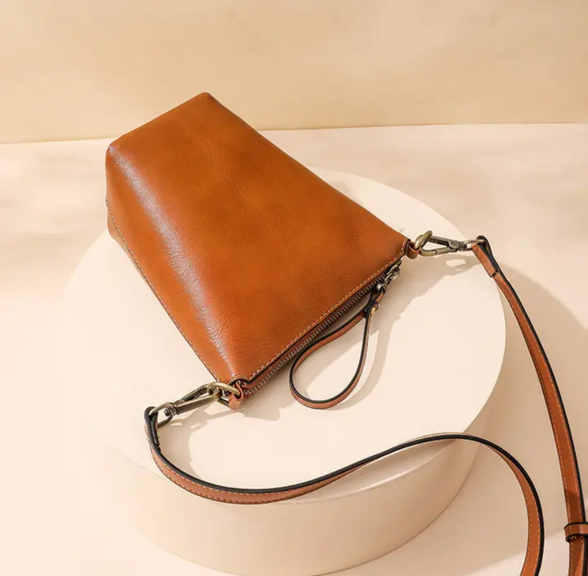 Solid Bucket bag - Light Brown (pre-order) - Sav's Store