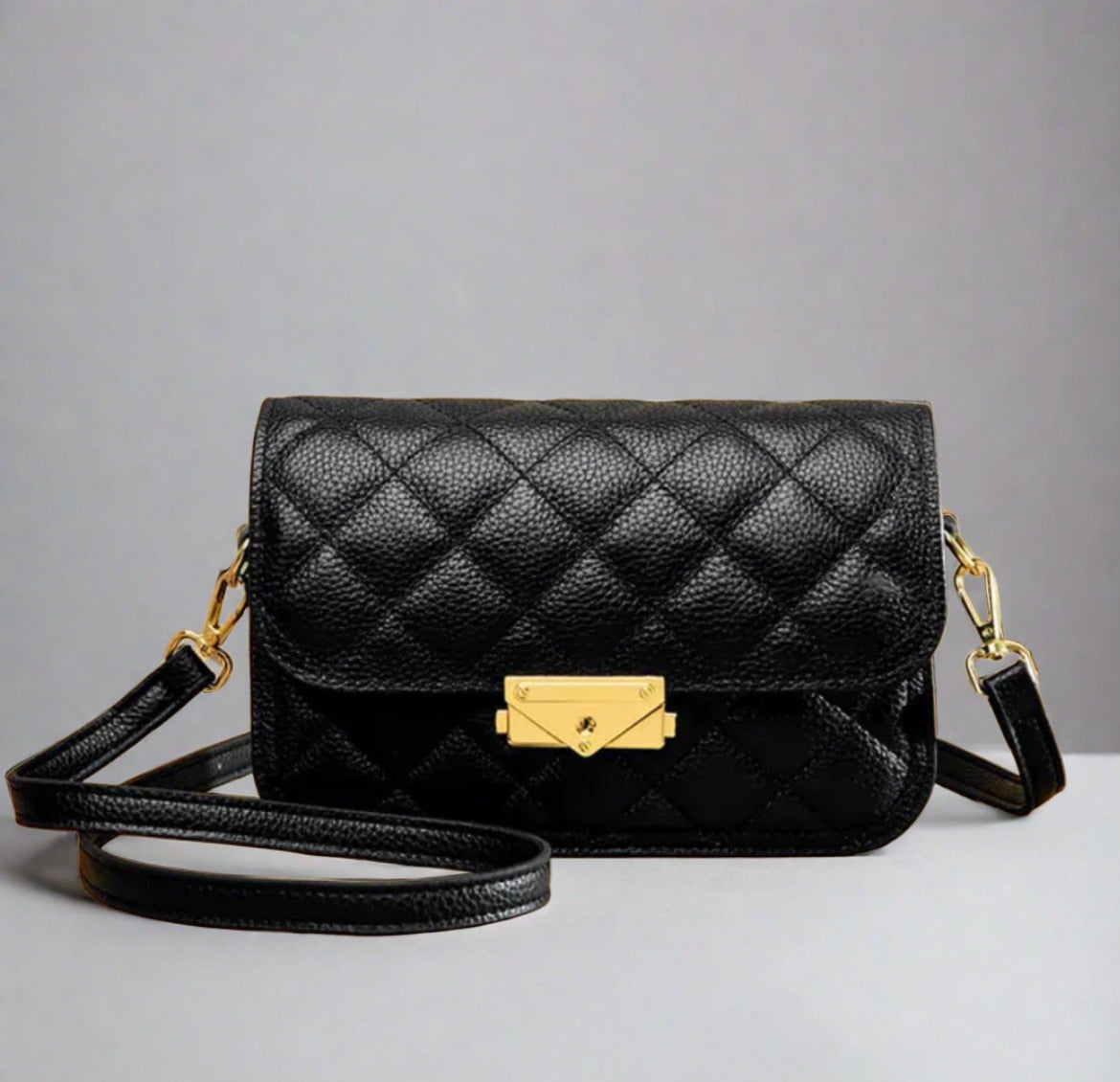 Jasmine Shoulder Bag - Black (Pre-order) - Sav's Store