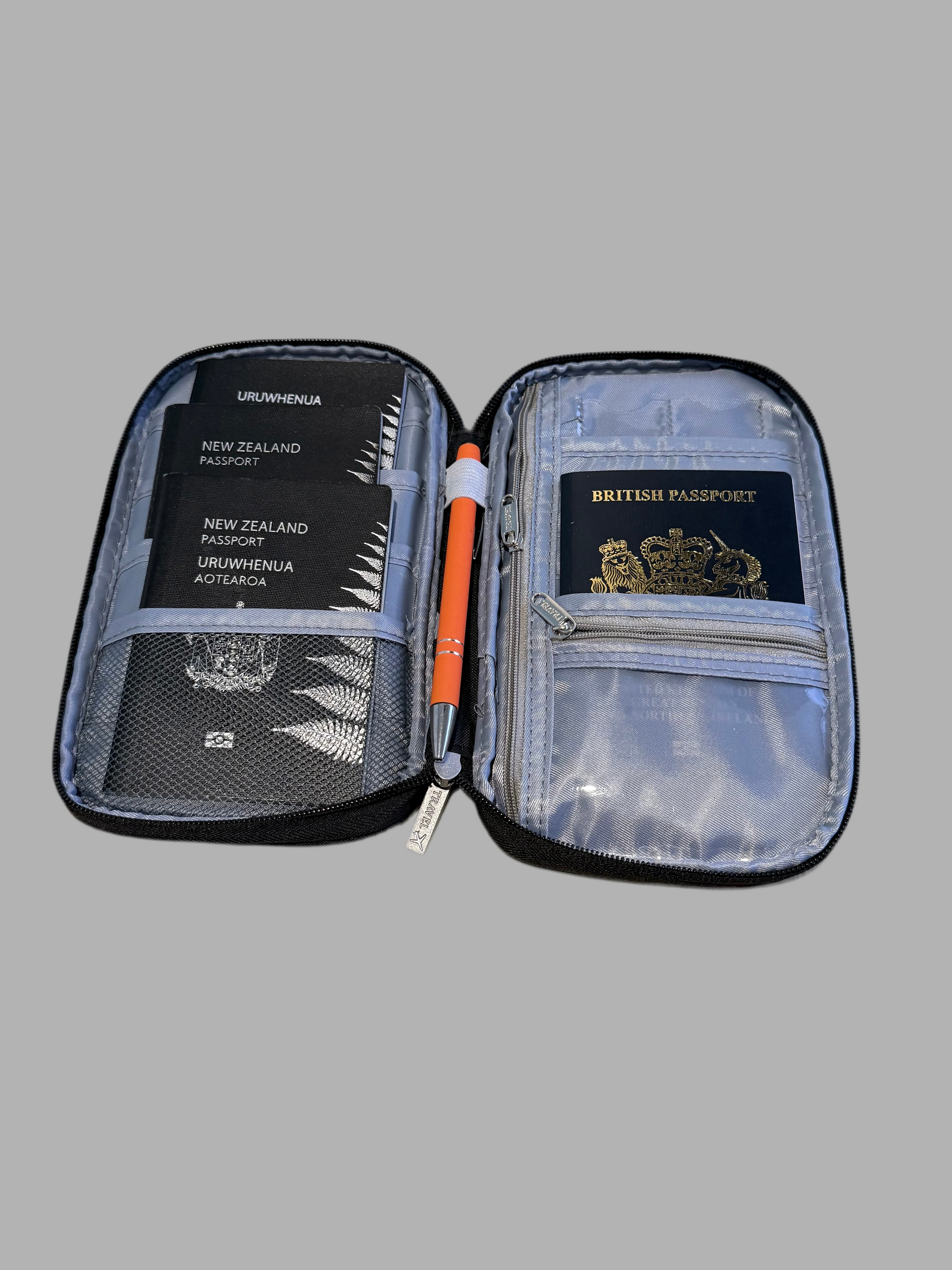 Family Passport Holder - Up to 4 passports - Happy Travels! - Sav's Store