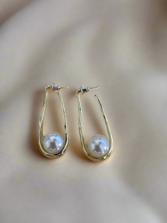Fashion Pearl Drop Earrings - Sav's Store