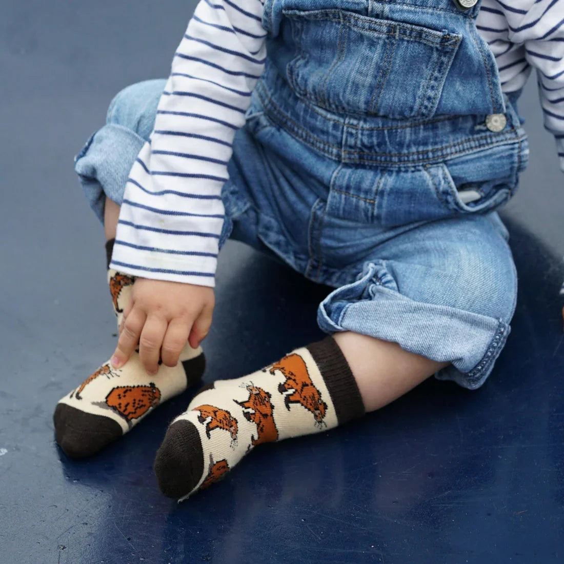 Save the Capybara Bamboo Socks for Kids - Sav's Store