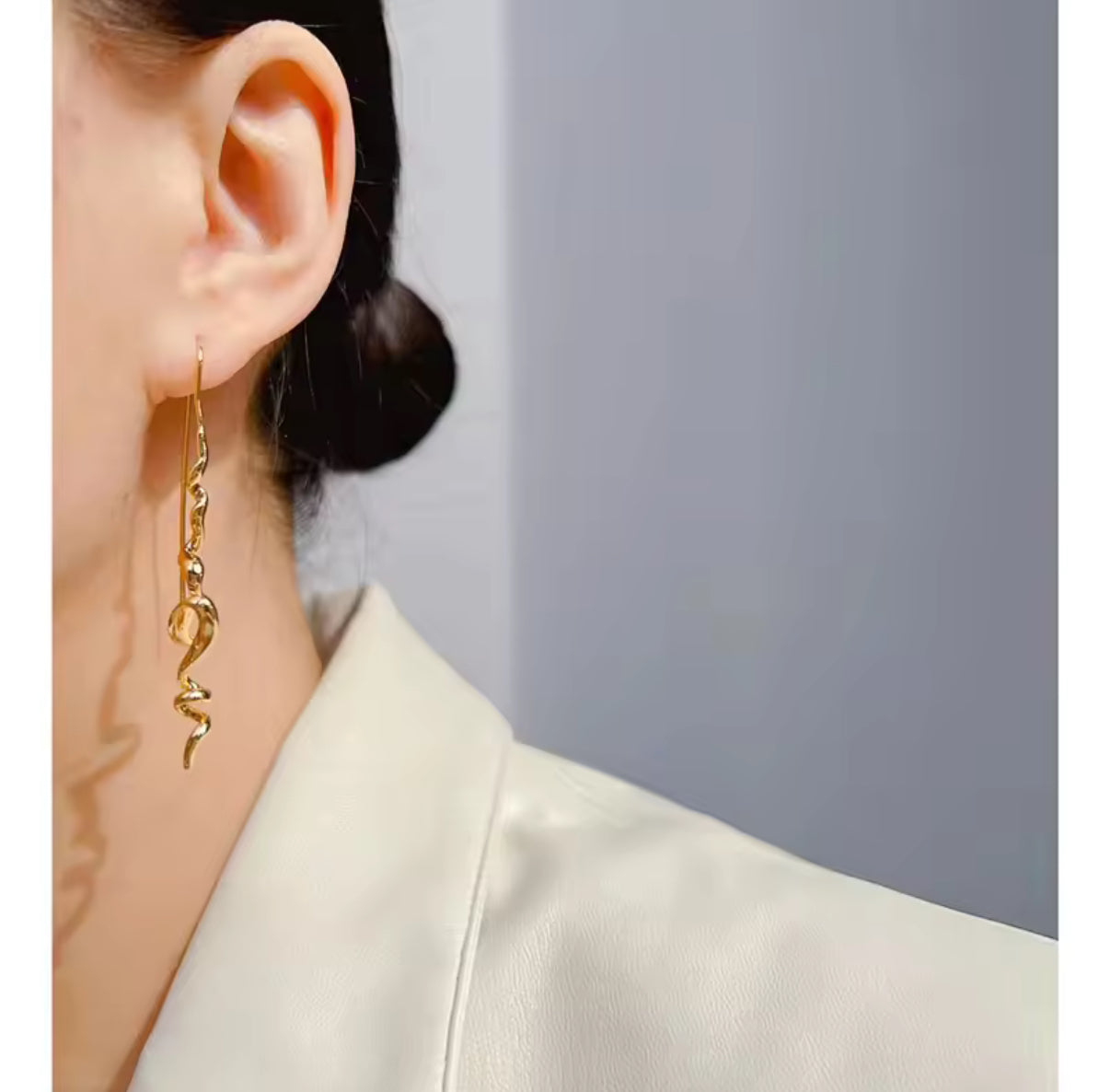 Twist Asymmetric Fashion Gold Earrings - Sav's Store